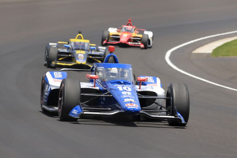 Alex Palou, el español es el puntero del campeonato de IndyCar y resultó el poleman de las 500 Millas de Indianápolis; piloto del equipo Chip Ganassi también realiza pruebas con la escudería McLaren de la Fórmula 1