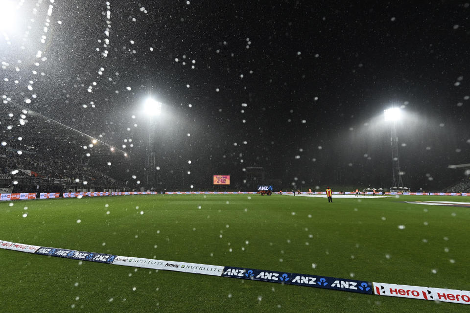 Rain falls as play is suspended between India and New Zealand during their T20 cricket international in Napier, New Zealand, Tuesday, Nov. 22, 2022. (Andrew Cornaga/Photosport via AP)