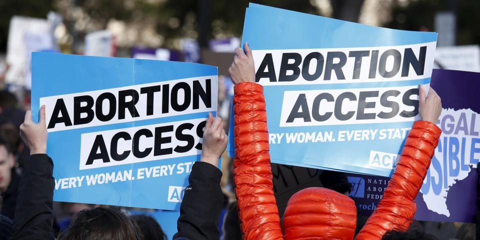 2016 03 02T120000Z_1404853509_GF10000330810_RTRMADP_3_USA COURT ABORTION.JPG