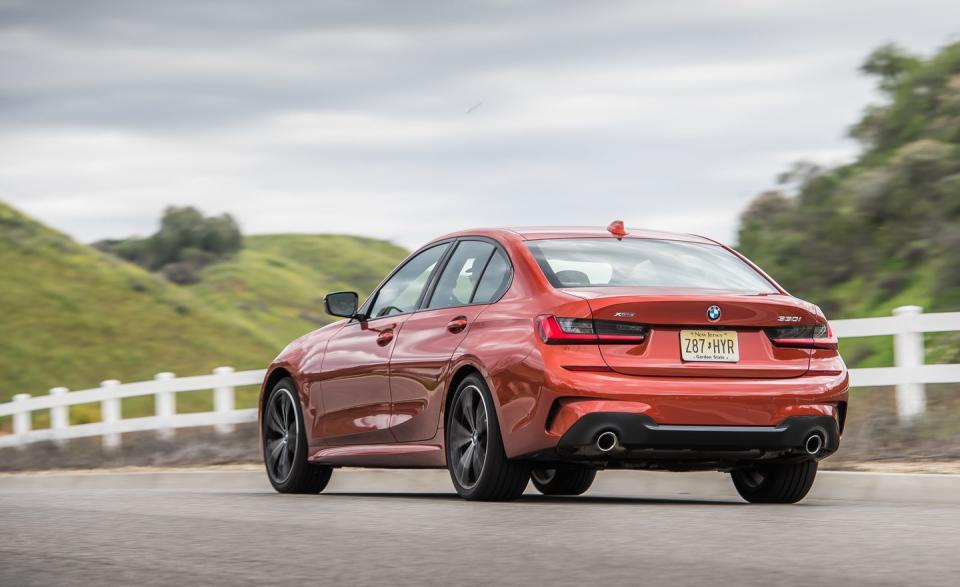 <p>Based on BMW's CLAR architecture, which also underpins the current X5 SUV, the latest 3-series' chassis is claimed to be 25-percent stiffer than its predecessor's. </p>