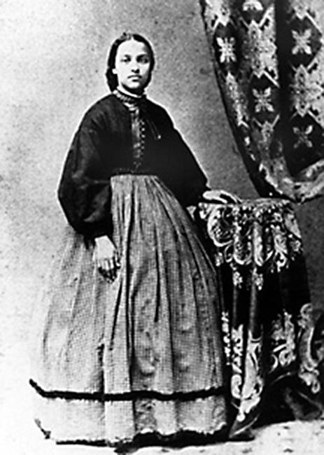 <p>1862 – MARY JANE PATTERSON – EDUCATION – First African-American woman to earn a B.A. — Portrait of Mary Jane Patterson in 1862. (Oberlin College Archives via Wikipedia) </p>