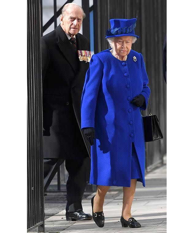 Die Queen trägt regelmäßig ihre schwarzen Lieblings-Lackschuhe. Bild: Getty