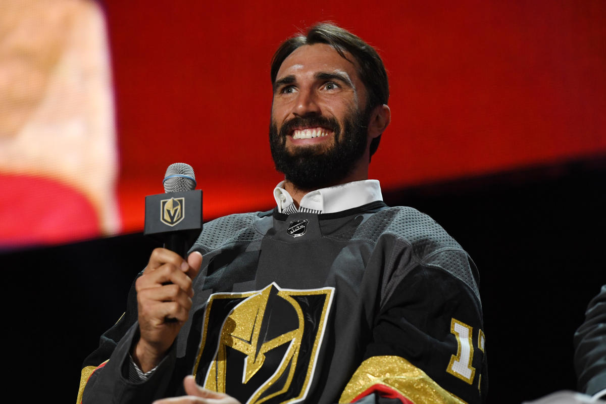 Las Vegas strip club to celebrate Golden Knights' inaugural season