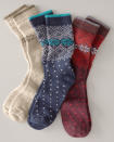 <p>Dale a tus pies la comodidad que merecen con estas medias que son confeccionadas por artesanos de Estados Unidos. Medias de lana. Wool & Cashmere Blend Fair Isle Socks, de Garnet Hill. $26. <a href="https://www.garnethill.com/wool-26amp-3b-cashmere-blend-fair-isle-socks/580338?listIndex=1&uniqueId=580338" rel="sponsored noopener" target="_blank" data-ylk="slk:garnethill.com;elm:context_link;itc:0;sec:content-canvas" class="link ">garnethill.com</a></p>