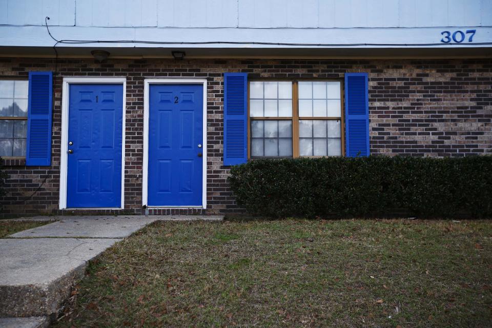 In this Jan. 18, 2017 photo, the Rolling Hills apartment complex of Pete Reaves, who was gunned down in 2007 in Dothan, Ala. Kharon Davis was 22-years-old when he was arrested on a capitol murder charge of Pete Reaves in 2007 and is booked into the Houston County Jail. Davis has spent nearly a third of his life held without bond in the jail waiting for trial. (AP Photo/Brynn Anderson)