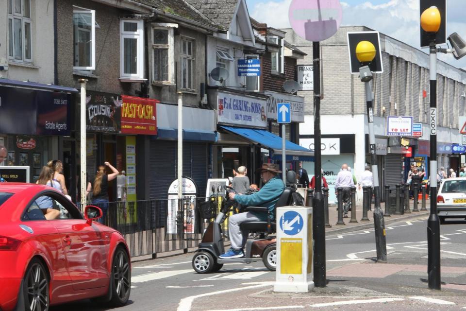 Revolution is in the air in Canvey Island (East News Press Agency)