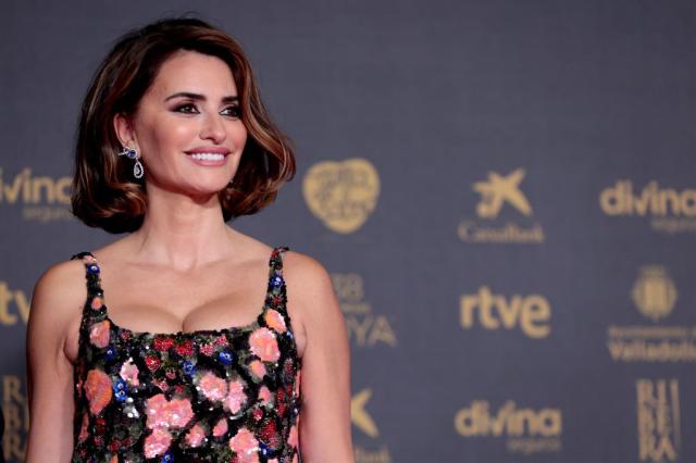 Penélope Cruz appears in second part of Lindex's spring campaign – Lucire
