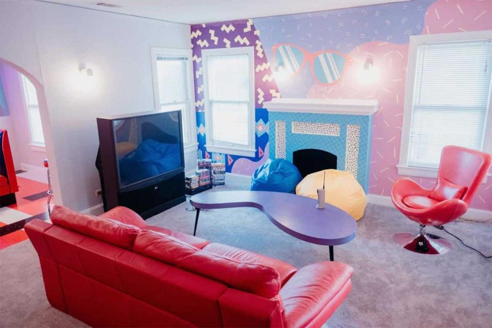 The Slater 90s themed Airbnb