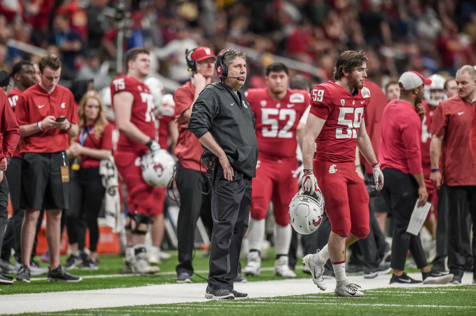 SAN ANTONIO, TX - DECEMBER 28: Washington State Cougars head coach Mike Leach looks on during the Alamo Bowl between the Washington State Cougars and Iowa State Cyclones on December 28, 2018 at the Alamodome in San Antonio, Texas. (Photo by Daniel Dunn/Icon Sportswire via Getty Images)