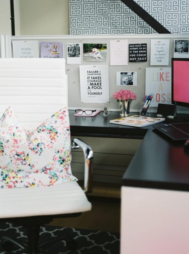 11 Cubicle and Office Decoration Ideas