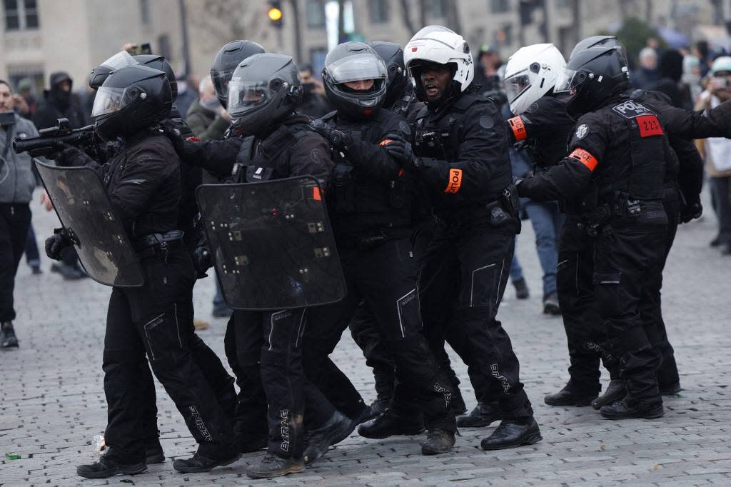 La Brigade de répression de l’action violente motorisée (BRAV-M) a été mise en cause par un enregistrement révélé par Loopsider et Le Monde ce vendredi 24 mars. L’IGPN va être saisie, a annoncé le préfet de police de Paris Laurent Nunez. 
