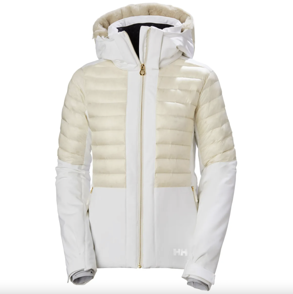 <p><a href="https://go.redirectingat.com?id=74968X1596630&url=https%3A%2F%2Fwww.hellyhansen.com%2Fen_us%2Fw-avanti-jacket-65732%3Fcolor%3D291445&sref=https%3A%2F%2Fwww.seventeen.com%2Flife%2Ffriends-family%2Fg30140775%2Fgifts-for-mom-from-daughter%2F" rel="nofollow noopener" target="_blank" data-ylk="slk:Shop Now;elm:context_link;itc:0;sec:content-canvas" class="link ">Shop Now</a></p><p>Avanti Ski Jacket in White</p><p>$550.00</p><p>hellyhansen.com</p>