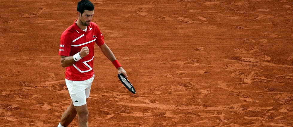 Stefnaos Tsitsipas a été battu en cinq manches par le numéro un mondial Novak Djokovic. 
