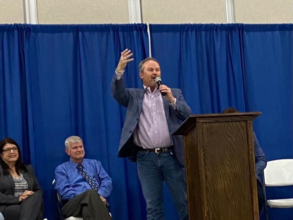 State Representative Reggie Smith addresses a crowd Tuesday about the future of the VA hospital in Fannin County.