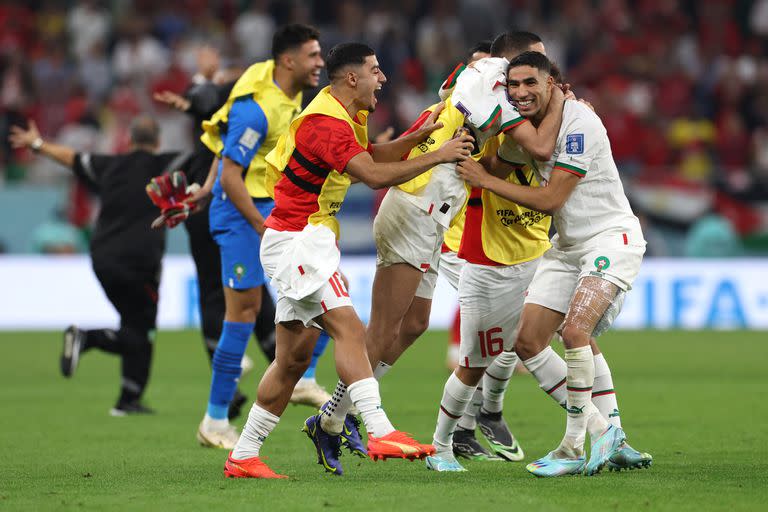 Marruecos se clasificó a octavos de final del Mundial tras ganarle a Canadá