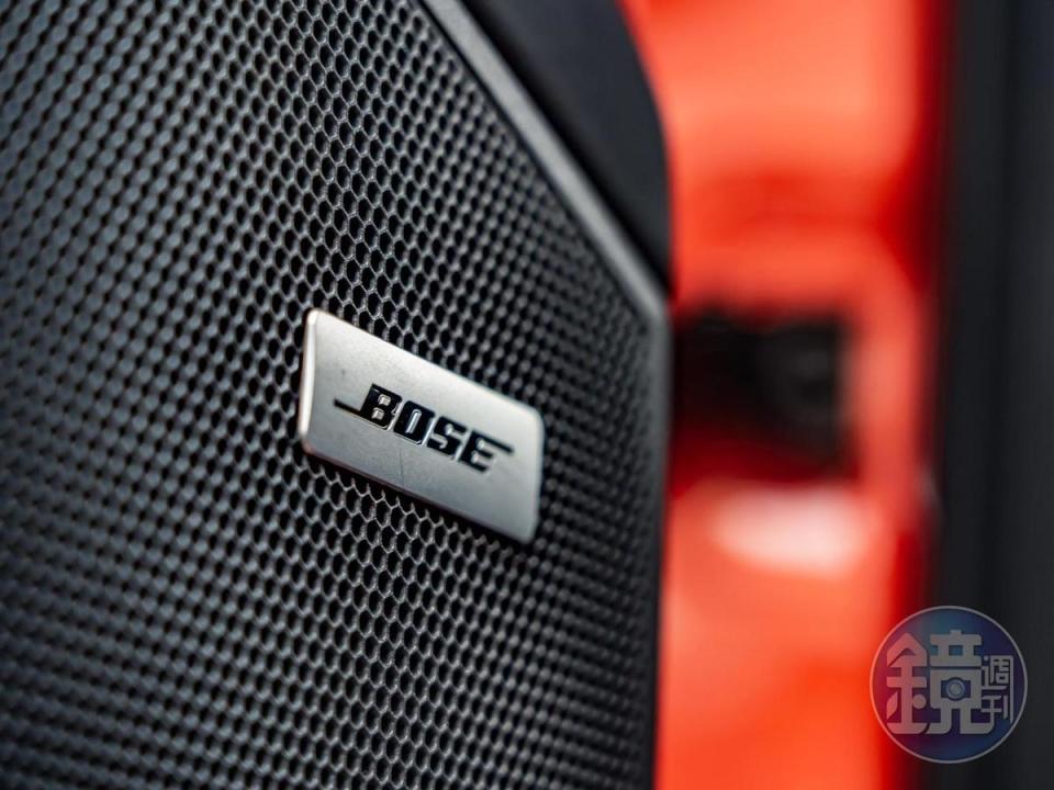 選配Bose 710瓦14聲道環繞音響（8.6萬元）。