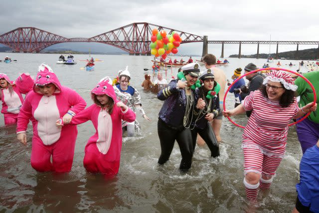 Loony Dook swim