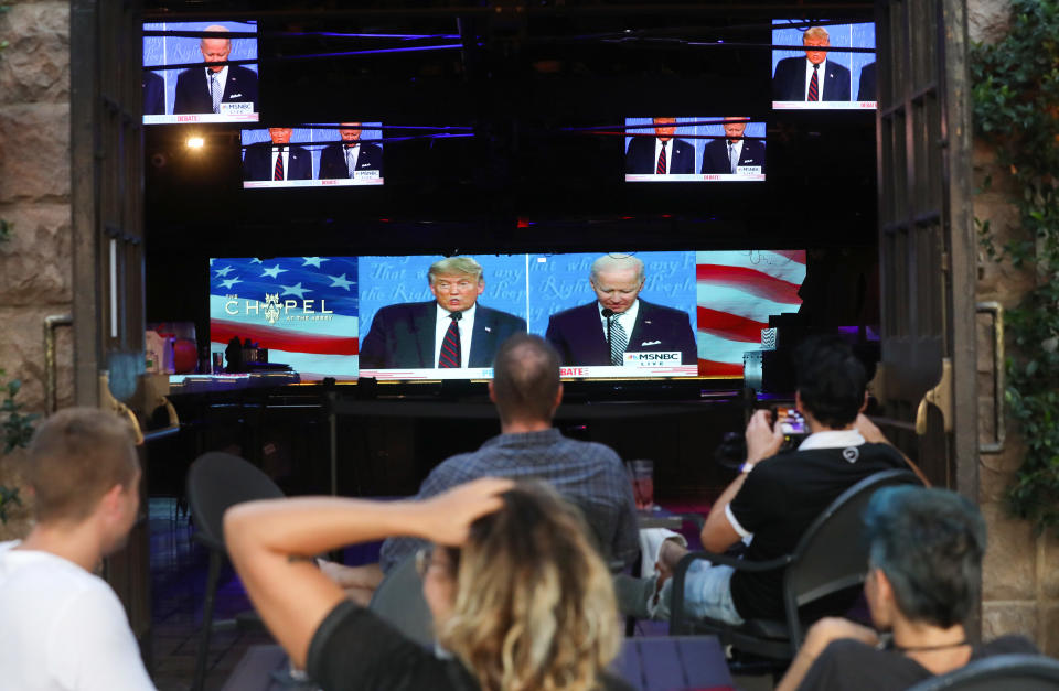 Zum Haare Raufen fanden wohl viele US-Amerikaner die erste TV-Debatte der beiden Präsidentschaftsanwärter. (Bild: Mario Tama/Getty Images)