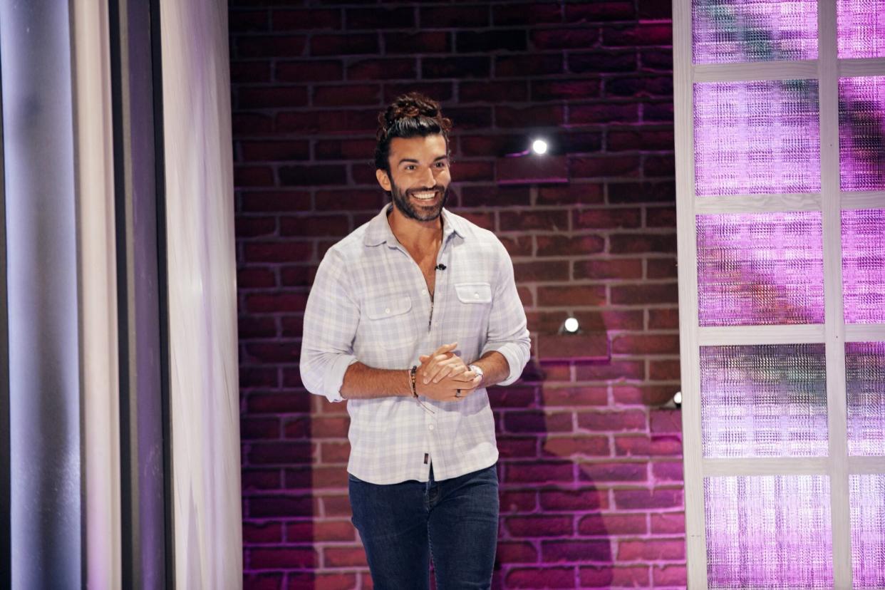 Justin Baldoni on the Kelly Clarkson Show