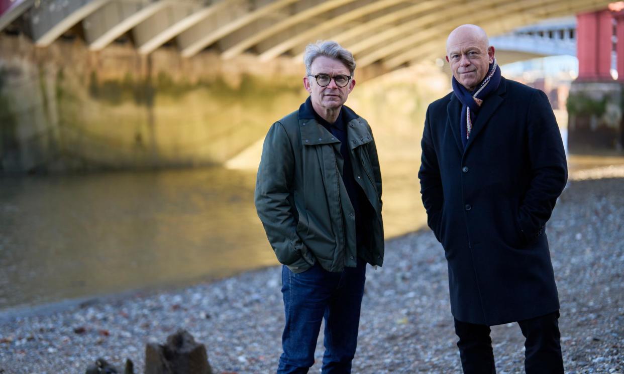 <span>At the crime scene … Ross Kemp with Professor John Dickie at Blackfriars, London, in Ross Kemp: The Mafia and Britain.</span><span>Photograph: Justin Downing/A&E Television Networks 1996-2024. All rights reserved.</span>