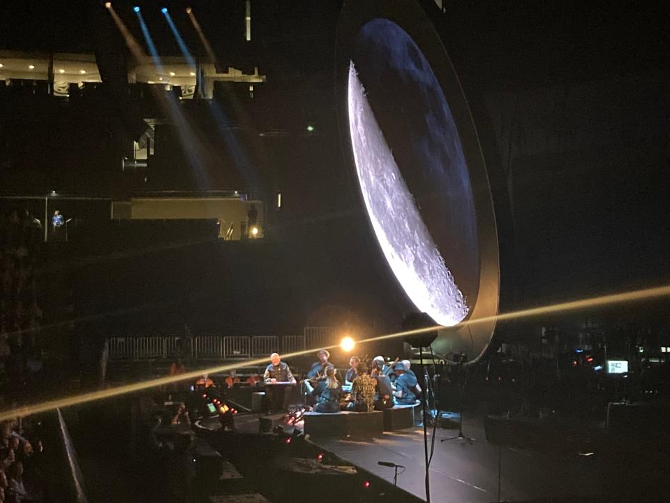 Peter Gabriel opened his Sept. 25 show at Nationwide Arena with his band in a semicircle, and an image of the moon overhead.