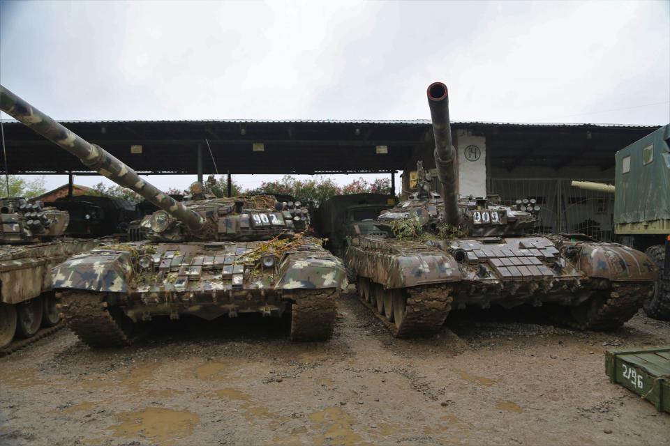 Armenia Azerbaijan T-72 tank