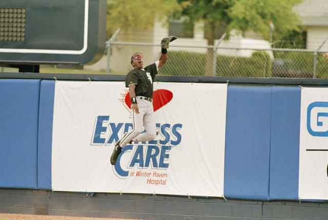 tripleplay  Michael Jordan, the baseball player - Líder en deportes