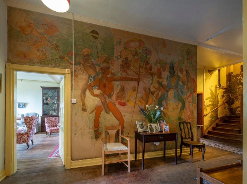 Angela Latham’s murals (Aston Chase/Tony Murray Photography)