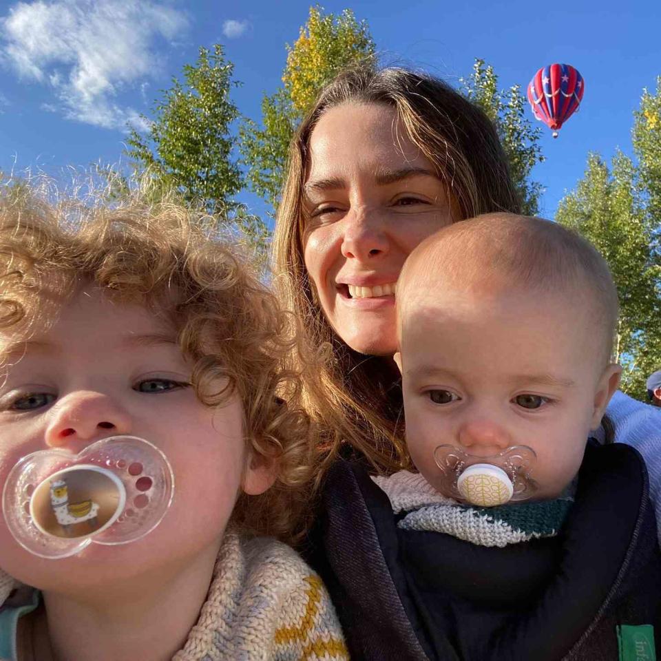 Addison Timlin and her daughters