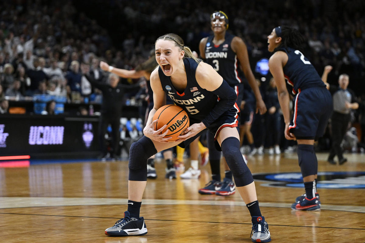 March Madness: Paige Bueckers drops 28 points, leads UConn past USC to reach Final Four