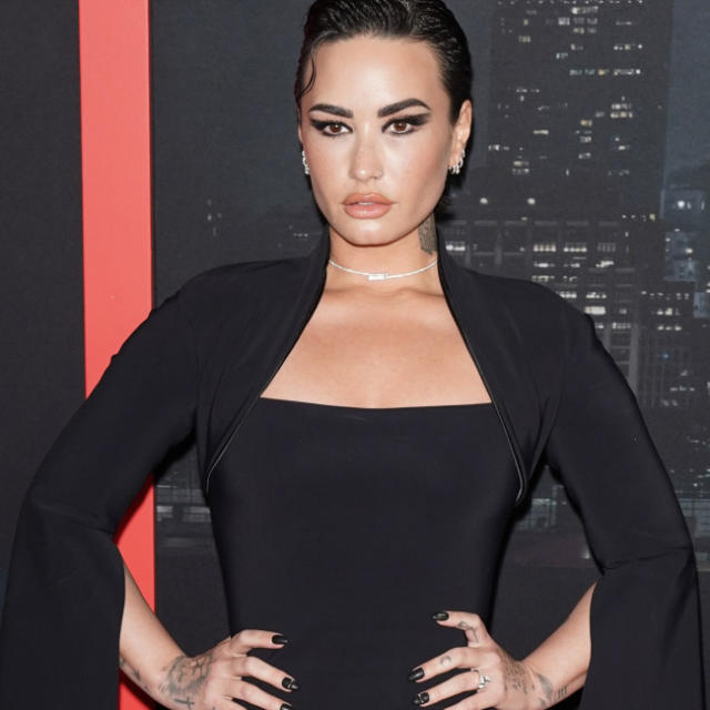 Demi Lovato reveals sister: Singer never knew she had a secret