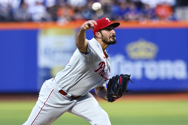 Dominic Smith, Jeff McNeil get 4 hits each as Mets beat Phillies