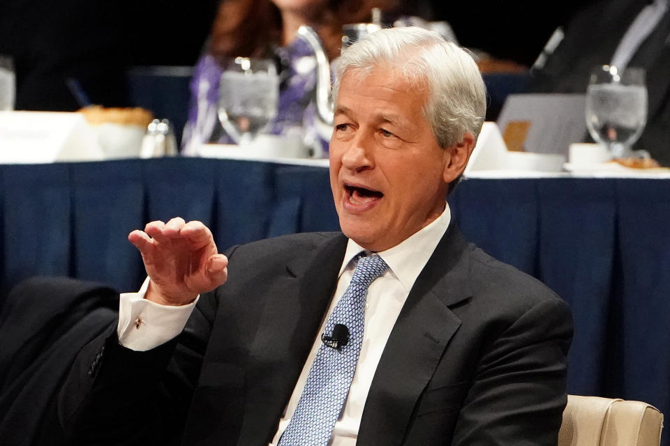 Jamie Dimon, CEO of JPMorgan Chase speaks to the Economic Club of New York in the Manhattan borough of New York City, New York, U.S., January 16, 2019. REUTERS/Carlo Allegri