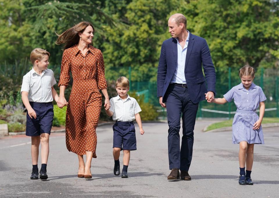 kate middleton sweet exchange little boy childrens centre