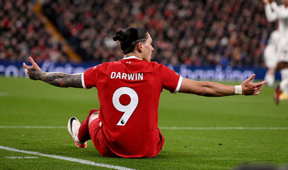 LIVERPOOL, ENGLAND - DECEMBER 17: (THE SUN OUT, THE SUN ON SUNDAY OUT) Darwin Nunez of Liverpool during the Premier League match between Liverpool FC and Manchester United at Anfield on December 17, 2023 in Liverpool, England. (Photo by Andrew Powell/Liverpool FC via Getty Images)