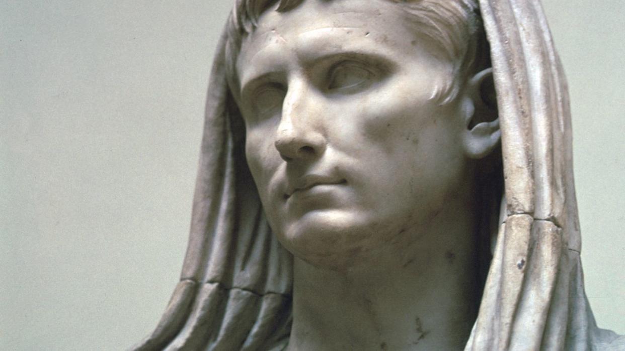 marble statue of the emperor caesar augustus