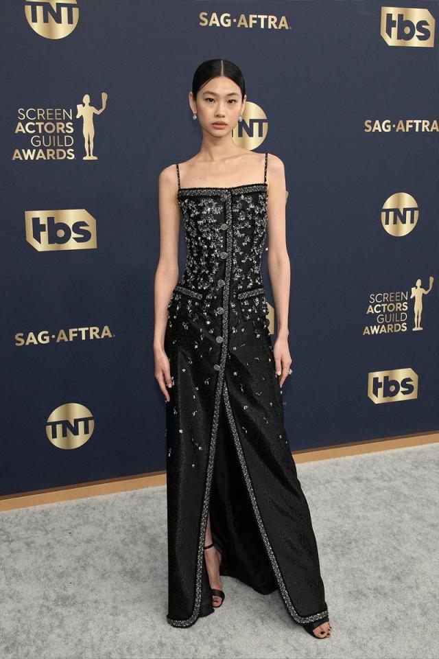 Hoyeon Jung Stuns in Louis Vuitton at SAG Awards