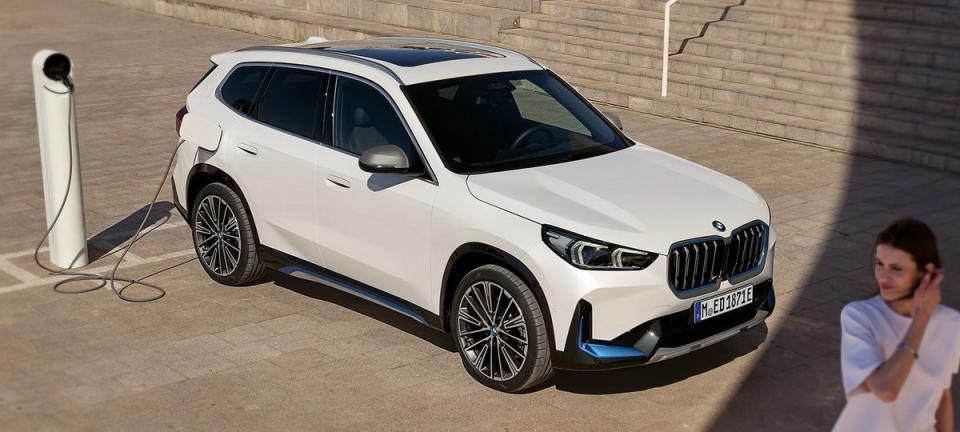 圖／2023 BMW iX1 xDrive30 xLine充電功率最高支援130kW，只要充電10分鐘，就能補充最高120km的續航里程，為旅程增添更多靈活性。