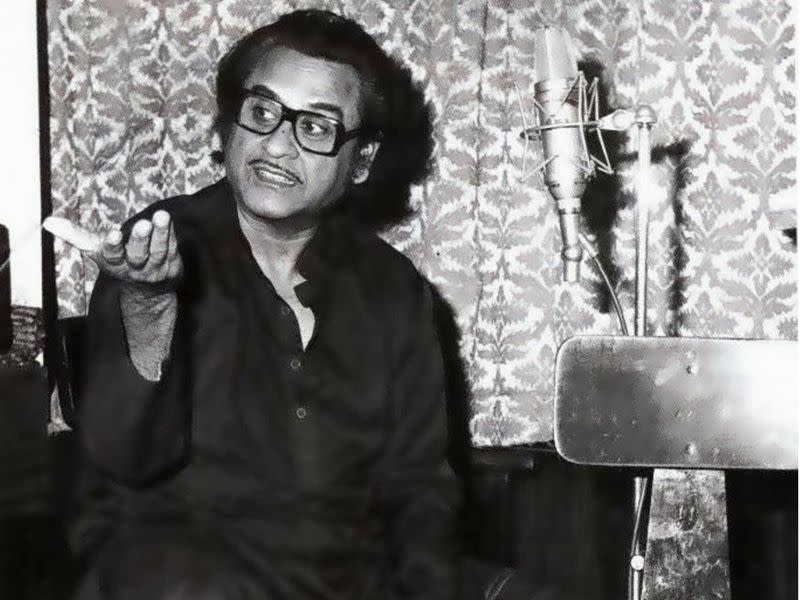 <p>Kishore Kumar had an extraordinary career in his time. He was a playback singer, music director, lyricist, film director, producer, screenwriter and even an actor. Fondly called Kishore Da, his songs ranged from soft numbers to peppy tracks to romantic classics.</p> 