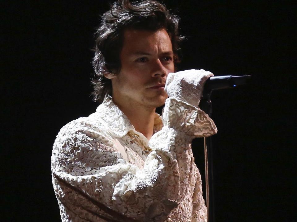 harry styles performing birt awards feb 2020