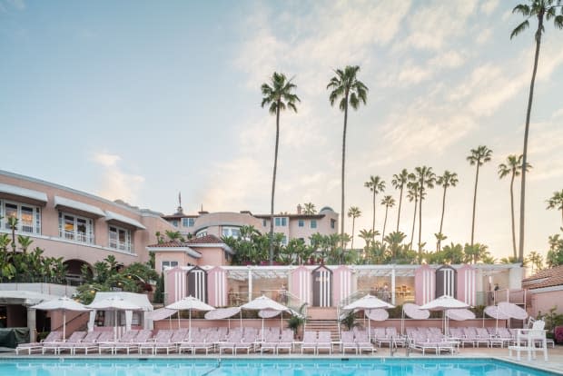 The Pool Cabanas at the Beverly Hills Hotel Are Iconic — and They Just Got  a Hot Girl Summer Makeover