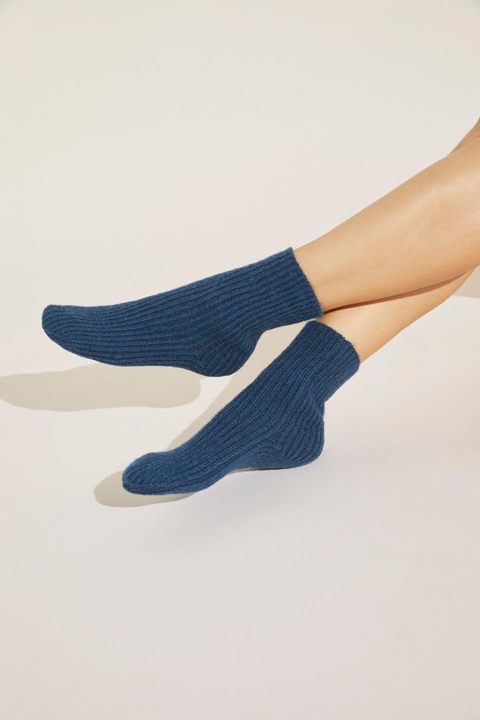 14) Cozy Ribbed Sock