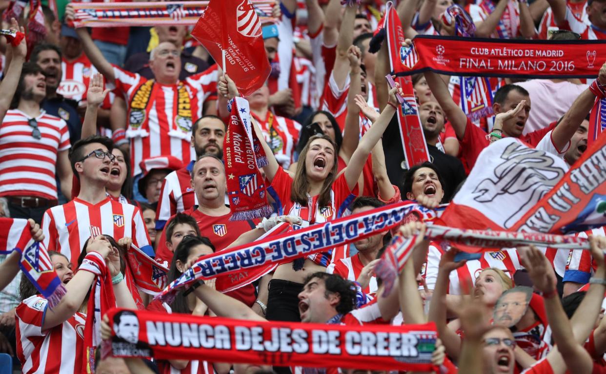 Afición del Atlético de Madrid / REUTERS