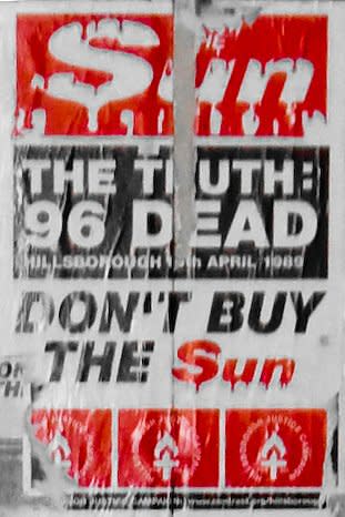 在利物浦呼籲民眾拒買《太陽報》的海報。（The Sun Never Shines On LFC＠wikipedia/CC BY 2.0）