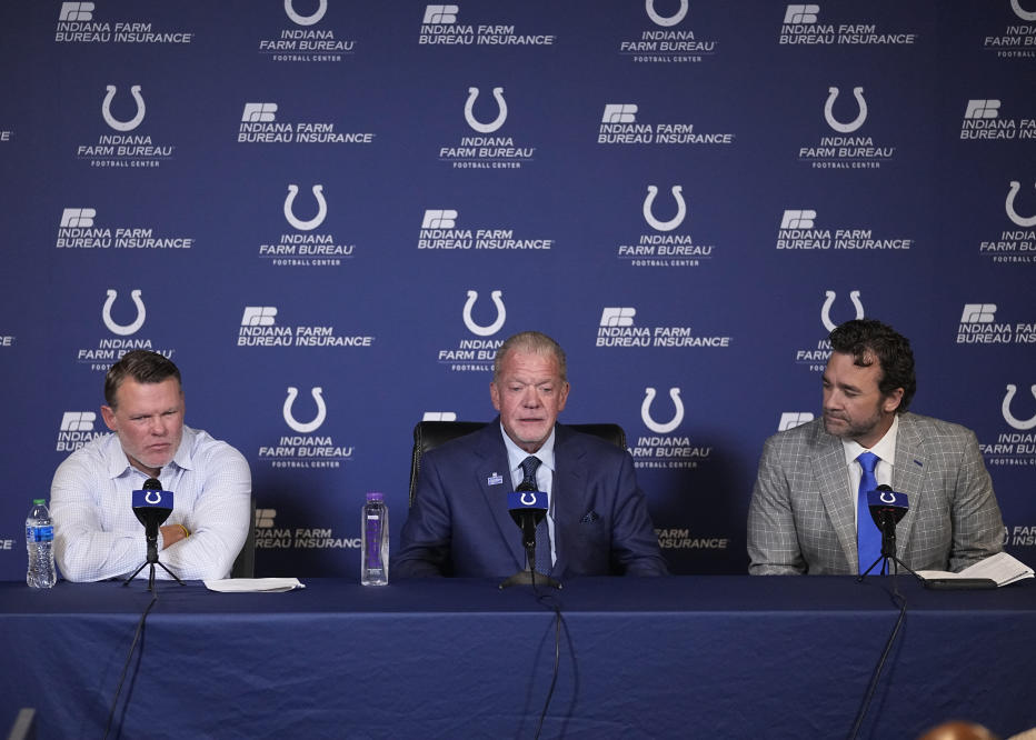 Colts Owner Defends Jeff Saturday's Hire as Coach - The New York Times