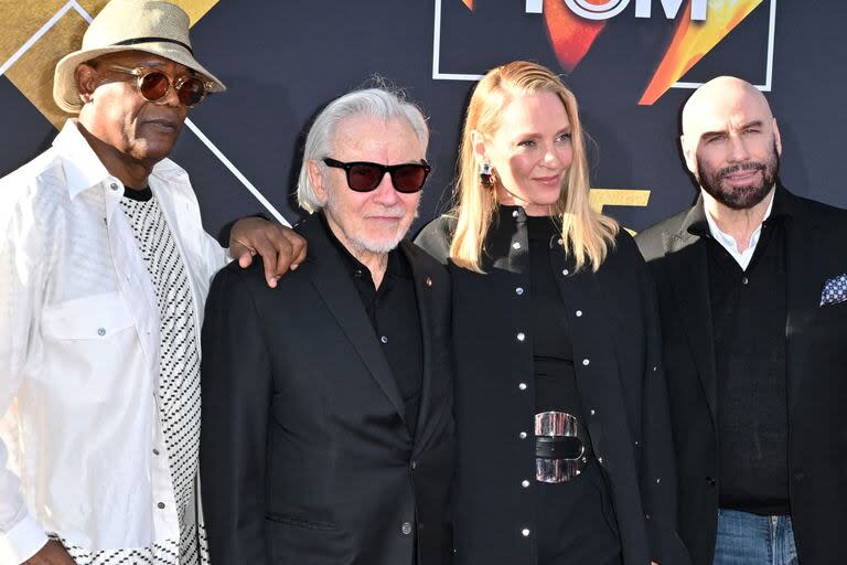 Samuel L. Jackson, Harvey Keitel, Uma Thurman y John Travolta durante un homenaje a Tiempos violentos