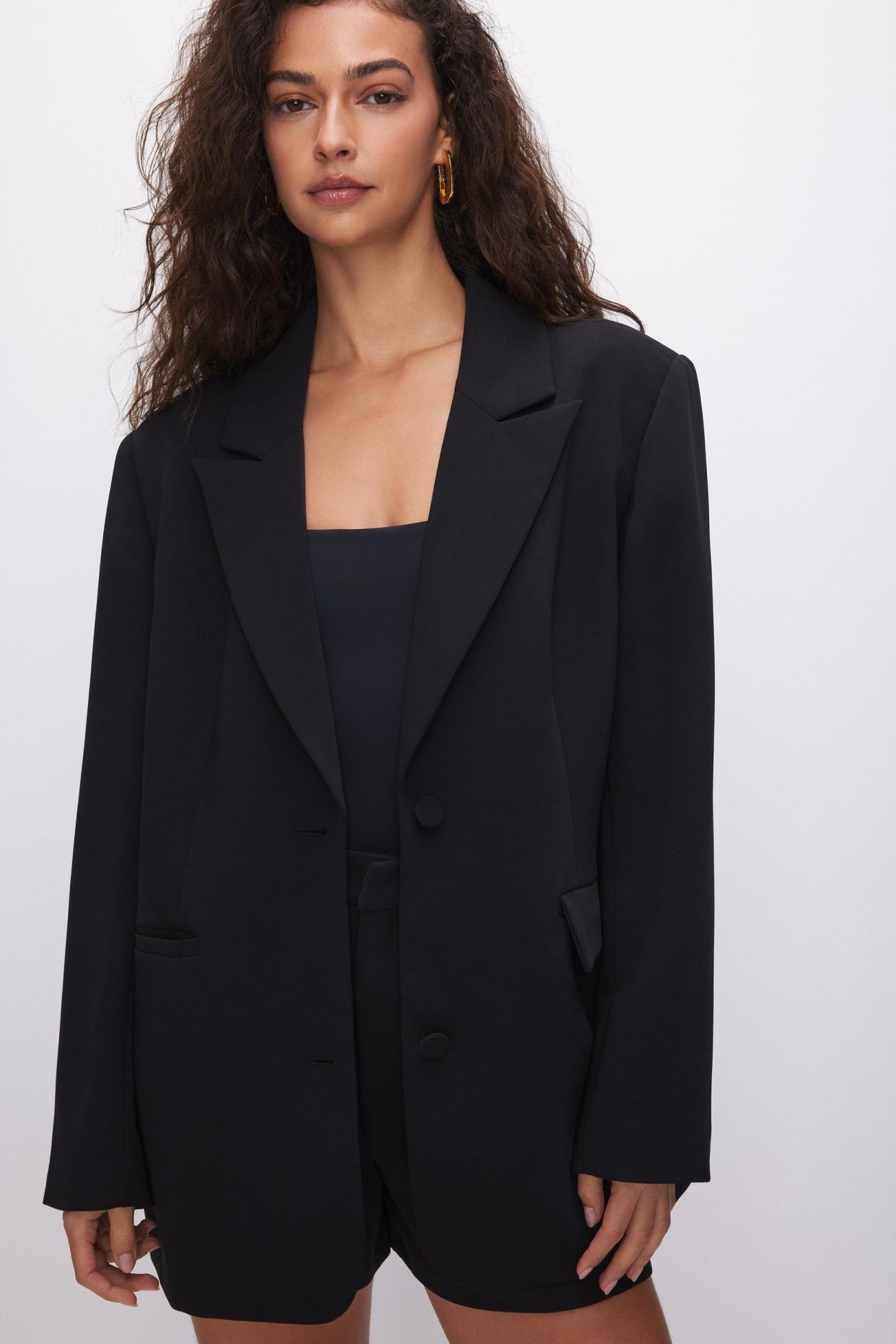 <p><a href="https://go.redirectingat.com?id=74968X1596630&url=https%3A%2F%2Fwww.goodamerican.com%2Fproducts%2Fluxe-suiting-boyfriend-blazer-black001&sref=https%3A%2F%2Fwww.cosmopolitan.com%2Fstyle-beauty%2Ffashion%2Fa61546623%2Fhow-to-style-sweatpants%2F" rel="nofollow noopener" target="_blank" data-ylk="slk:Shop Now;elm:context_link;itc:0;sec:content-canvas" class="link rapid-noclick-resp">Shop Now</a></p><p>LUXE SUITING BOYFRIEND BLAZER</p><p>goodamerican.com</p><p>$199.00</p>