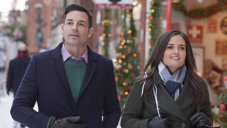 Brennan Elliott, Danica McKellar, Christmas at Grand Valley, 2018