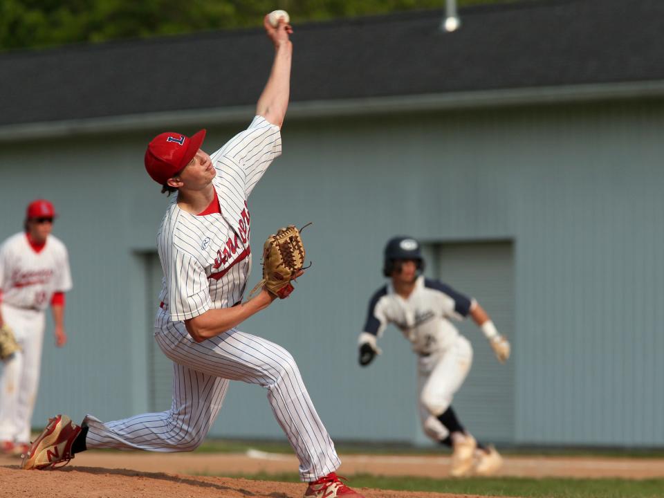 Lakewood's Tyler Bebout pitches against Granville on Thursday.