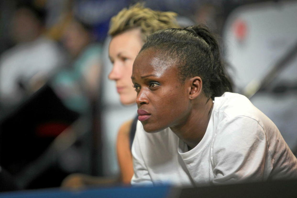 Émilie Gomis, le 22 juillet 2012, lors d'un tournoi de préparation olympique à Villeneuve-d'Ascq.  - Credit:Alexis Christiaen  / MAXPPP / PHOTOPQR/VOIX DU NORD